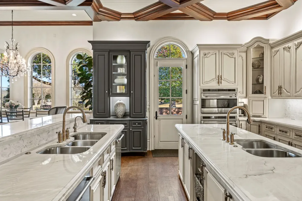 702 S White Chapel Boulevard Southlake, TX 76092