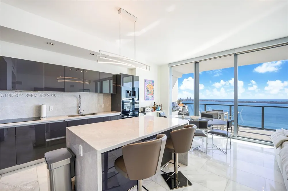1451 Brickell Ave #3902 Miami, FL 33131