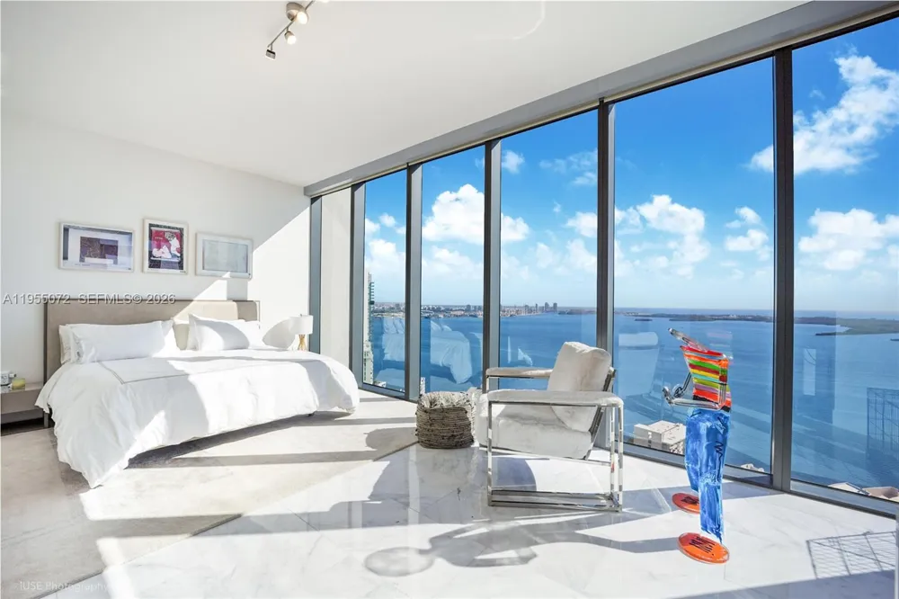 1451 Brickell Ave #3902 Miami, FL 33131