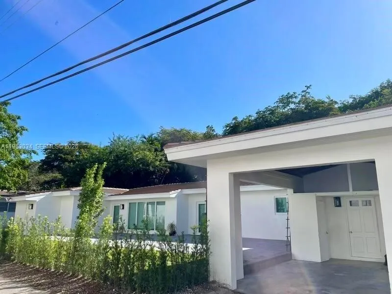 5352 Orduna Dr #0 Coral Gables, FL 33146