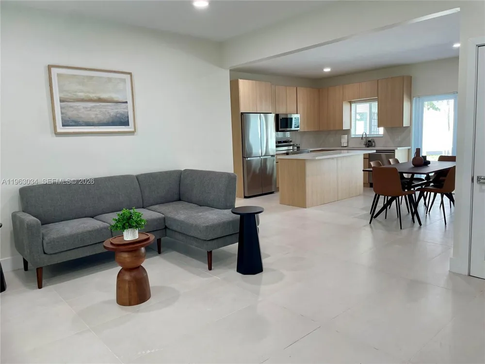 5352 Orduna Dr #0 Coral Gables, FL 33146
