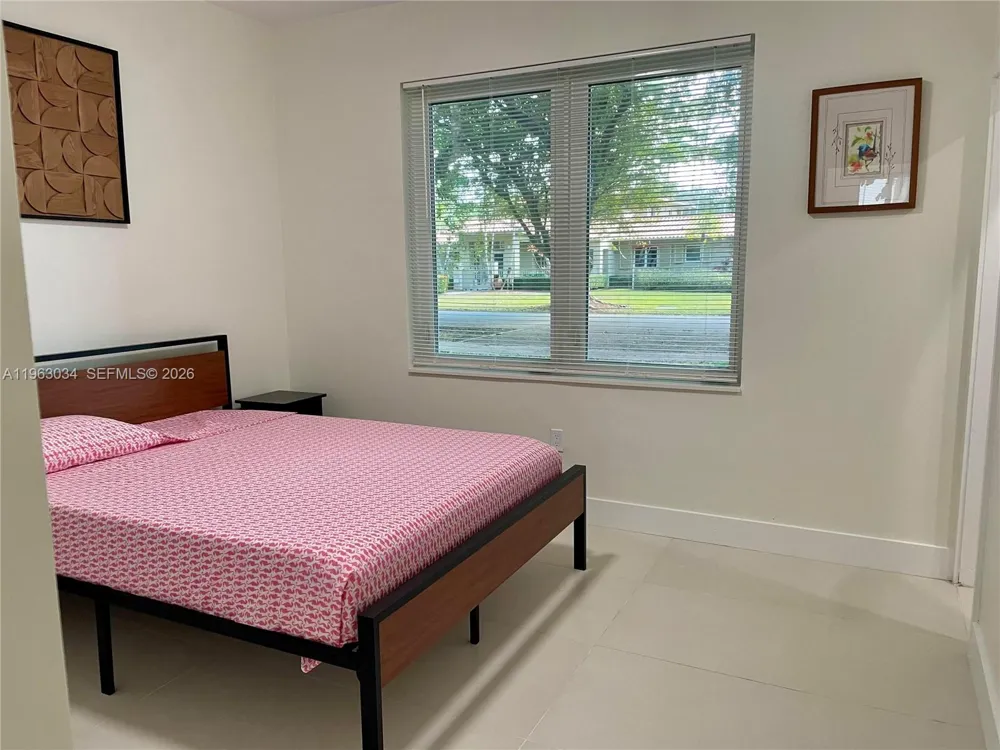 5352 Orduna Dr #0 Coral Gables, FL 33146