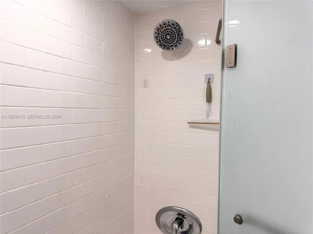 1200 West Ave #1418 Miami Beach, FL 33139