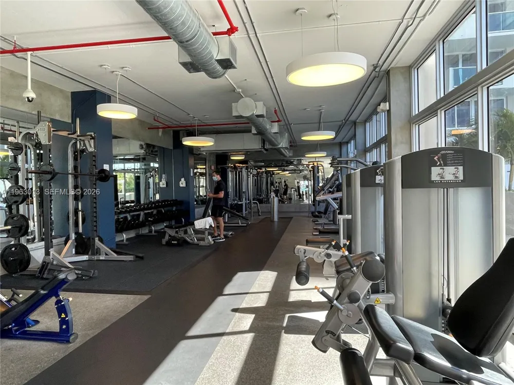 1200 West Ave #1418 Miami Beach, FL 33139