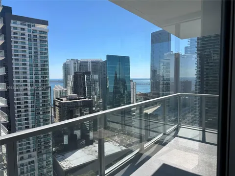 1111 SW 1st Ave #3519-N