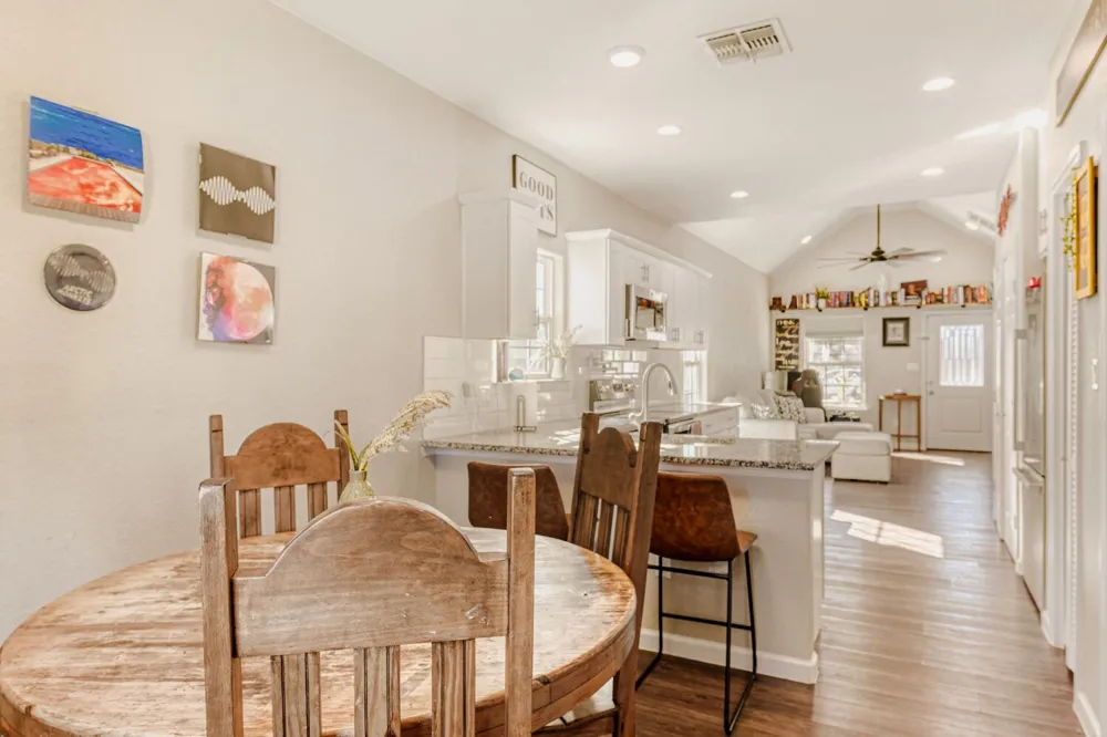 226 Spruce Avenue Luling, TX 78648