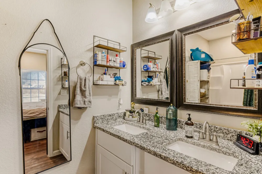 226 Spruce Avenue Luling, TX 78648