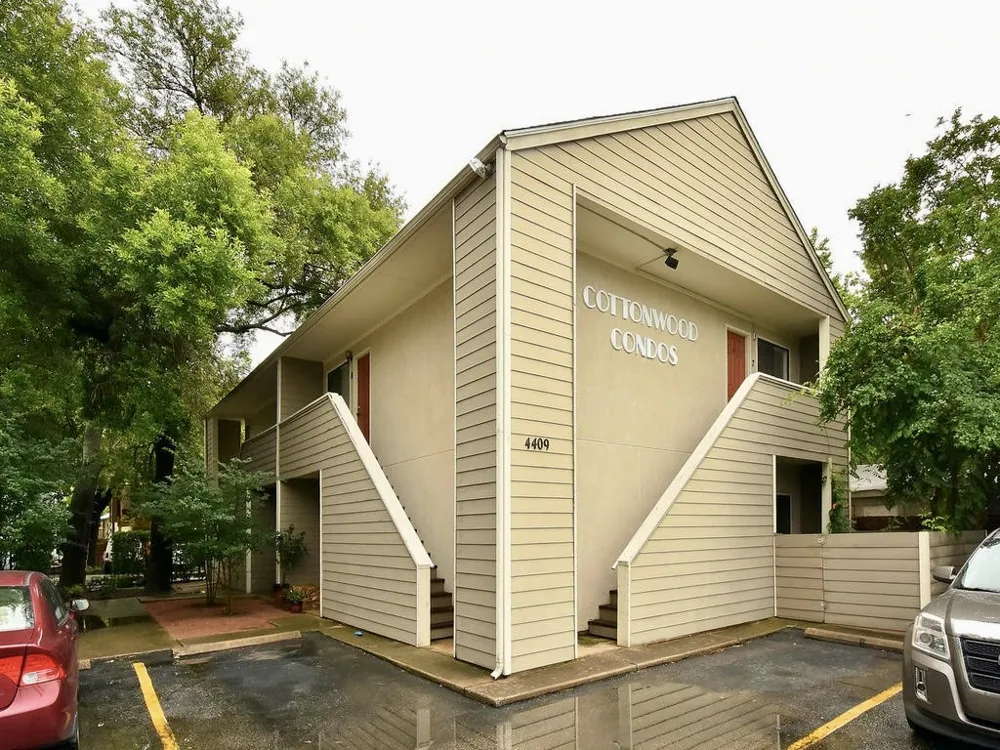 4409 Guadalupe Street #1