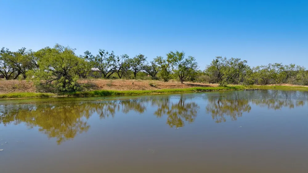 567 County Road 241 Rochelle, TX 76872
