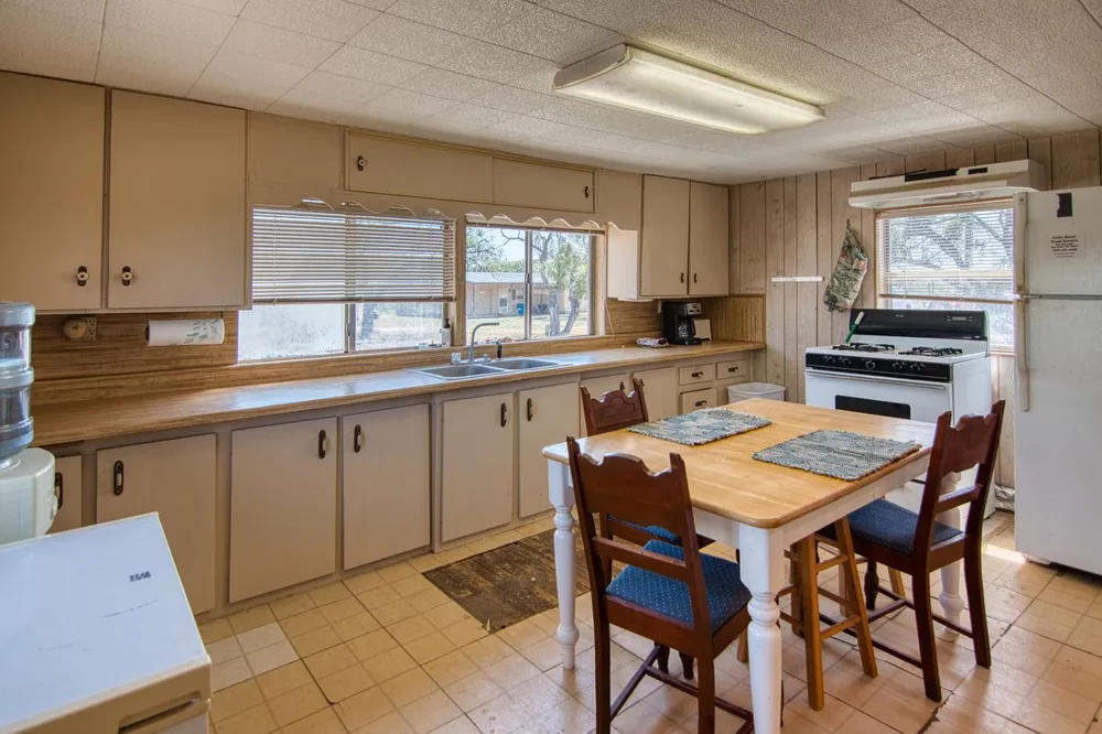567 County Road 241 Rochelle, TX 76872
