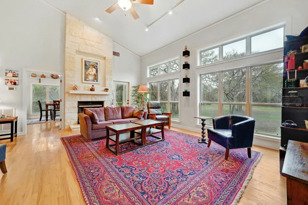 2147 TEJAS TRAIL Blanco, TX 78606