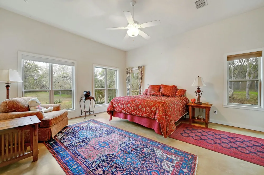 2147 TEJAS TRAIL Blanco, TX 78606