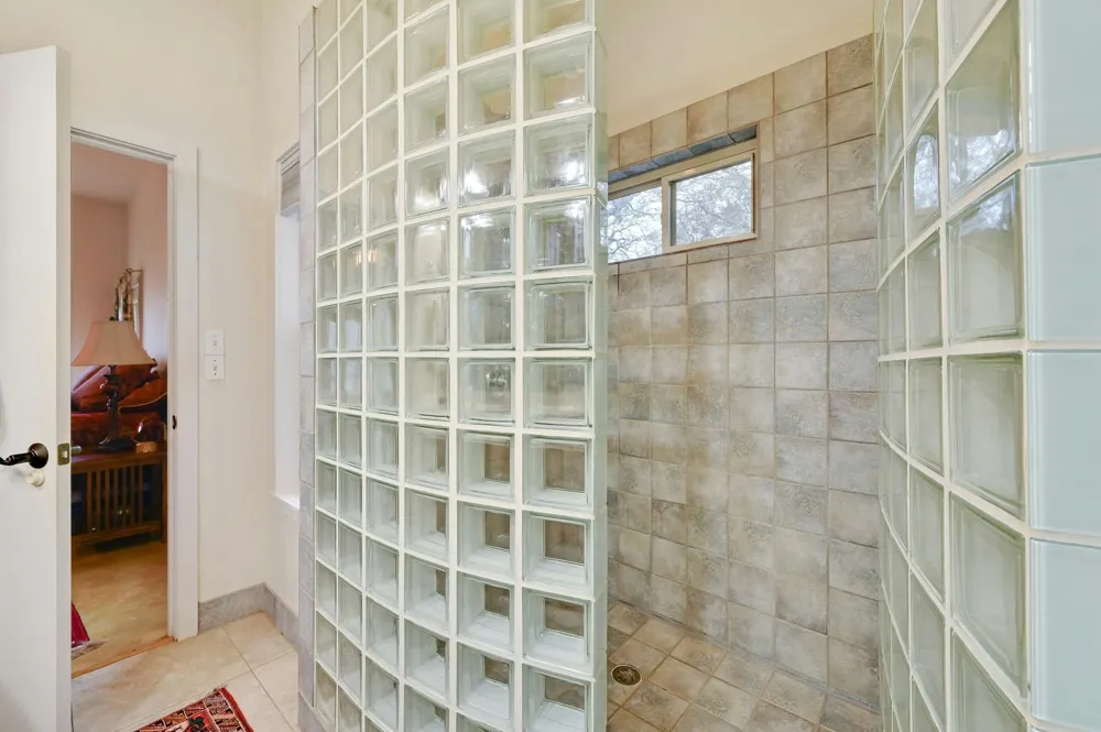 2147 TEJAS TRAIL Blanco, TX 78606