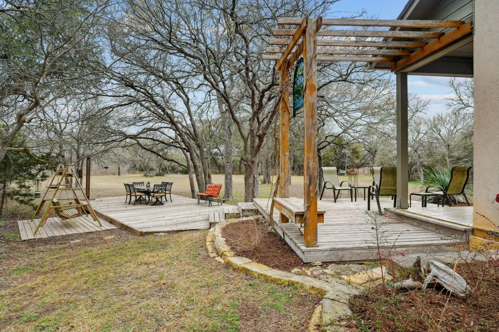 2147 TEJAS TRAIL Blanco, TX 78606