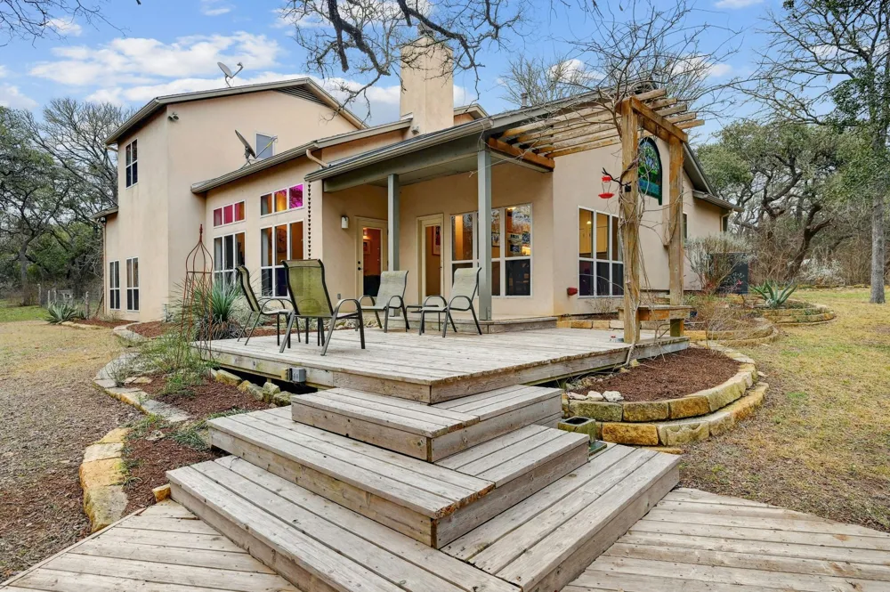 2147 TEJAS TRAIL Blanco, TX 78606