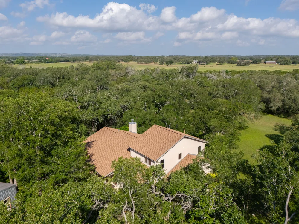 2147 TEJAS TRAIL Blanco, TX 78606