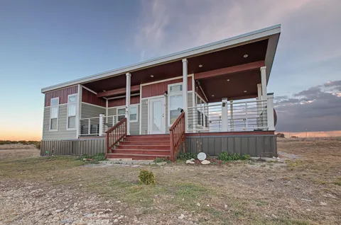 2826 County Road 2800
