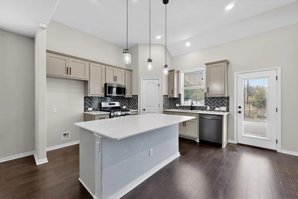 12605 Iron Bridge Drive Manchaca, TX 78652