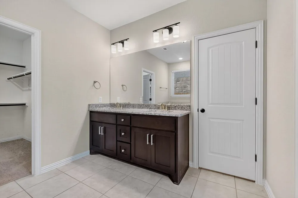 12605 Iron Bridge Drive Manchaca, TX 78652