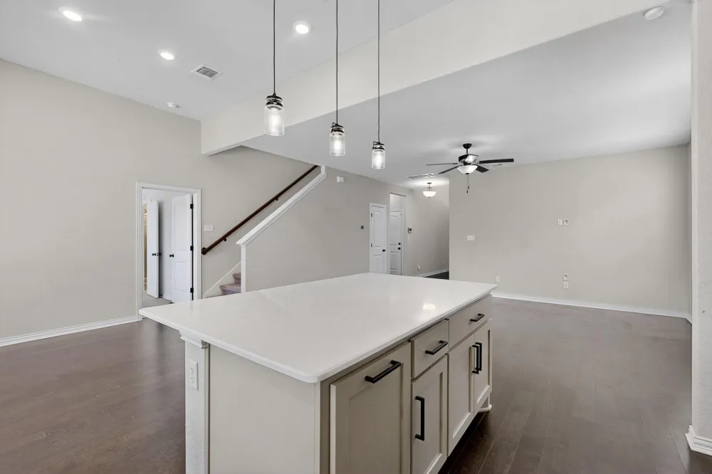 12605 Iron Bridge Drive Manchaca, TX 78652