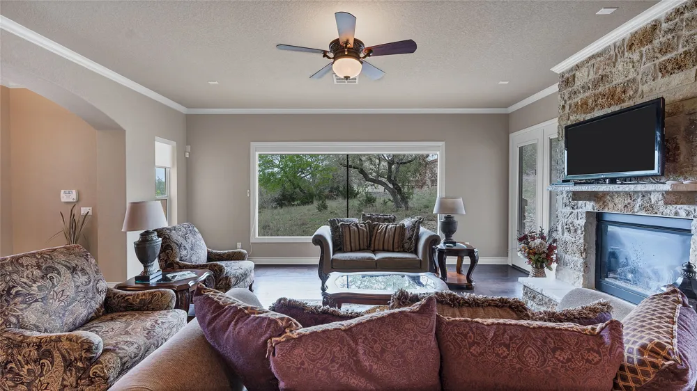 2171 SIERRA MADRE Canyon Lake, TX 78133
