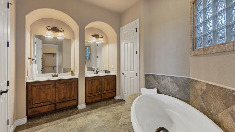 2171 SIERRA MADRE Canyon Lake, TX 78133