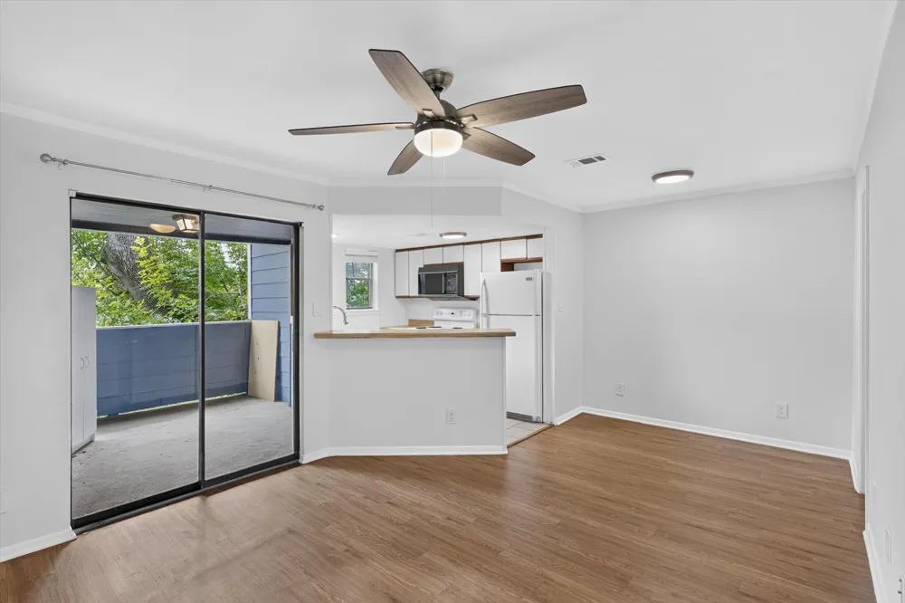 2500 Burleson Road #615 Austin, TX 78741