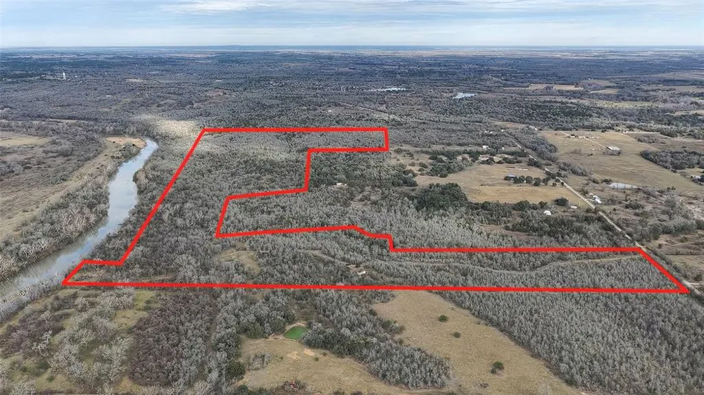 256 Greasy Bend Road Smithville, TX 78957