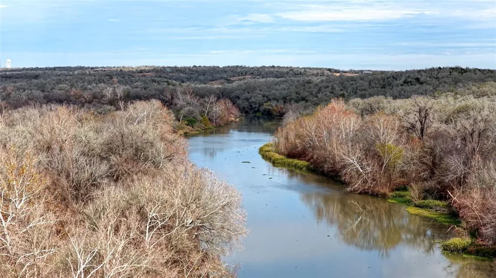 256 Greasy Bend Road Smithville, TX 78957
