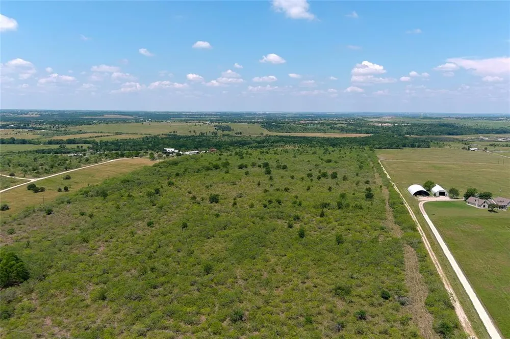 8079 Fm 2001 Highway Lockhart, TX 78644