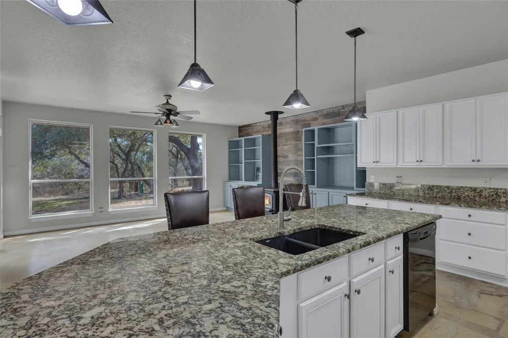 150 Hidden Hollow New Braunfels, TX 78132