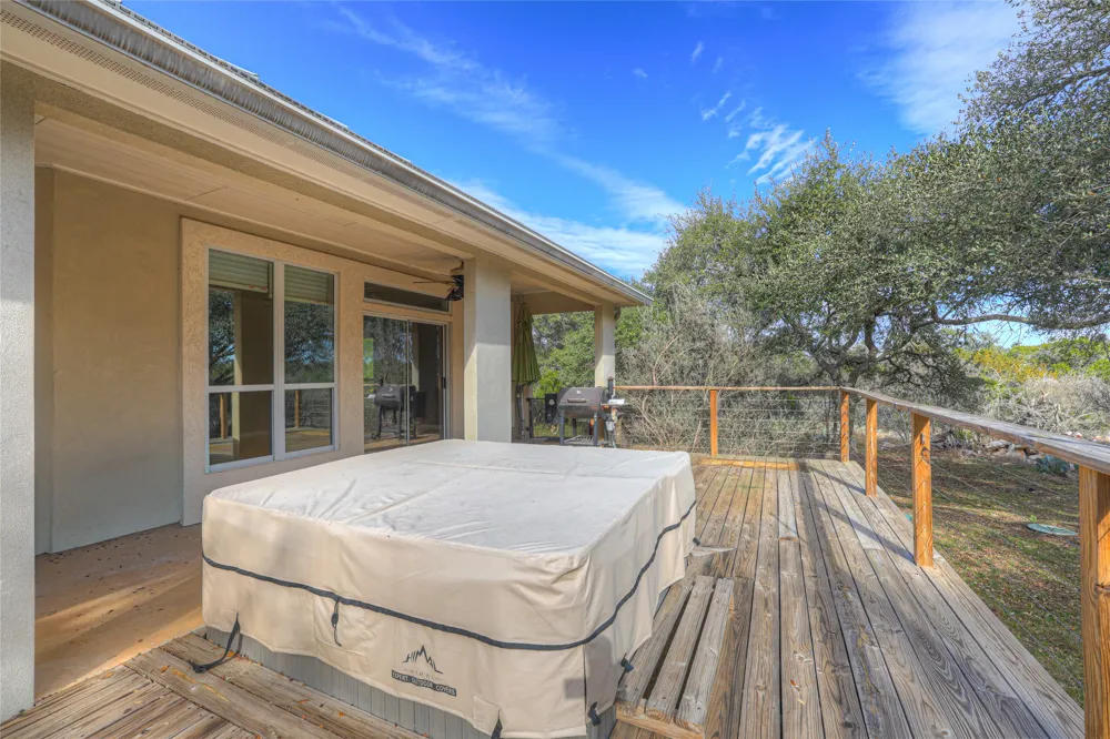 150 Hidden Hollow New Braunfels, TX 78132
