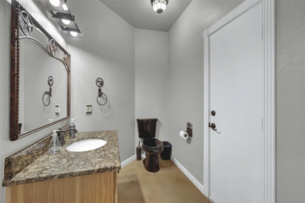 150 Hidden Hollow New Braunfels, TX 78132