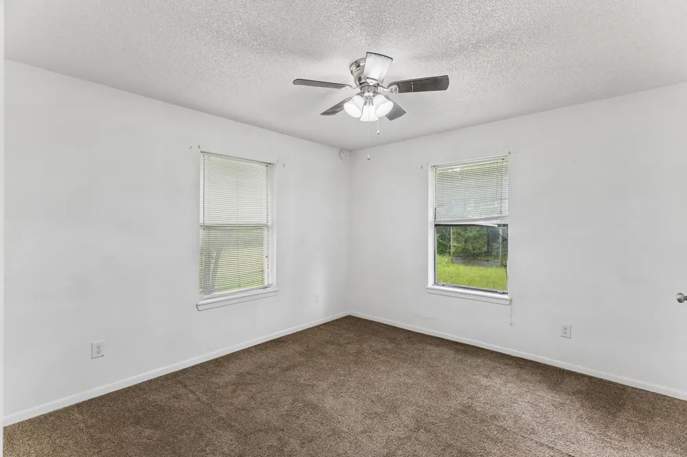 302 Harris Street Smithville, TX 78957