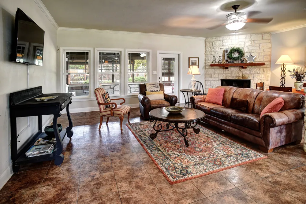418 Vyvjala Road Smithville, TX 78957