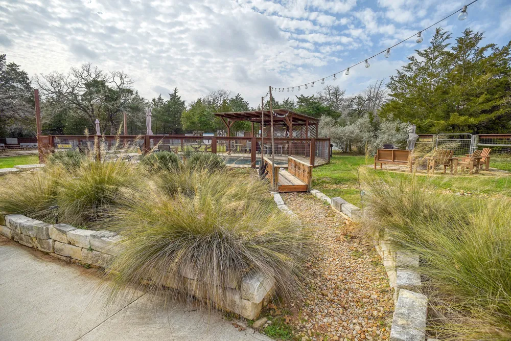 418 Vyvjala Road Smithville, TX 78957