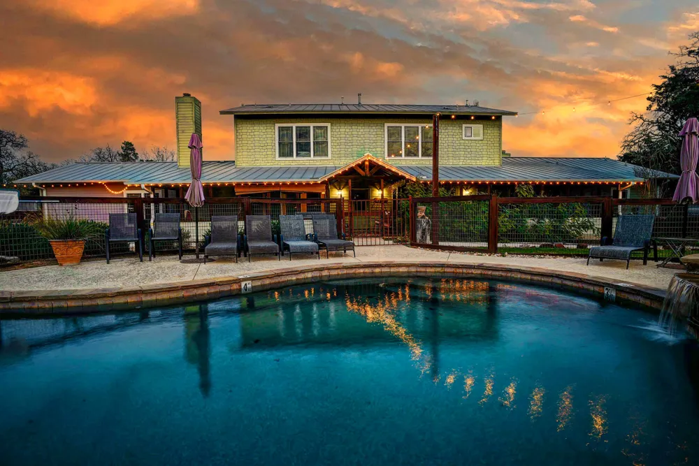 418 Vyvjala Road Smithville, TX 78957