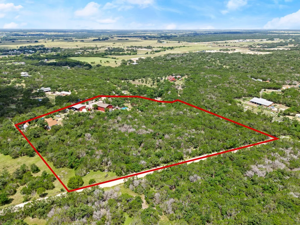 320 Pecan 3 Florence, TX 76527