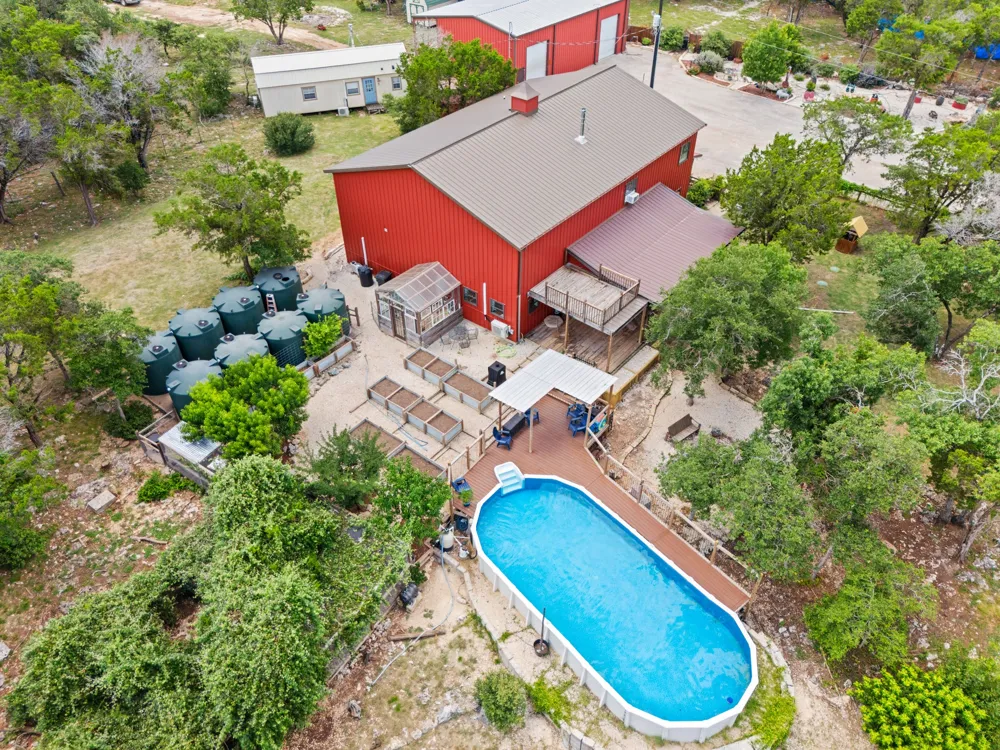 320 Pecan 3 Florence, TX 76527
