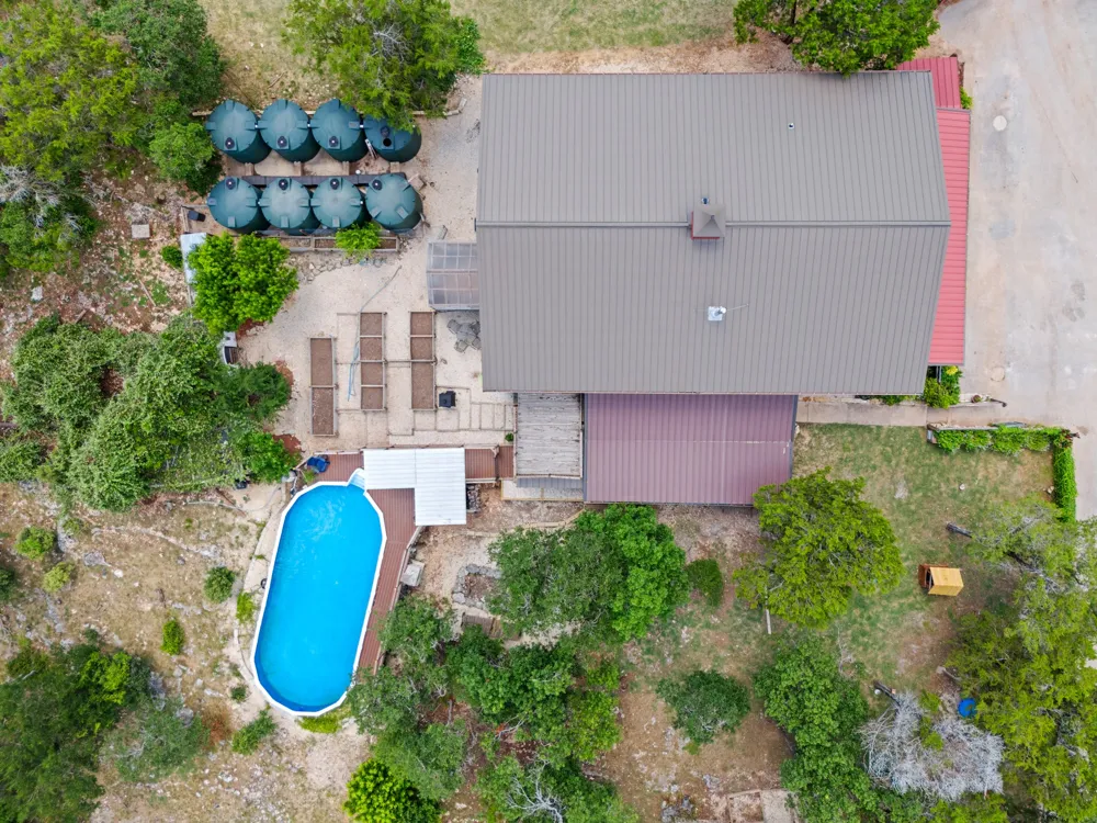 320 Pecan 3 Florence, TX 76527