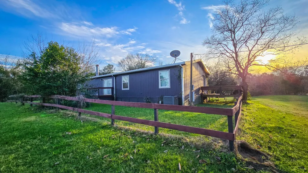 24995 Howser Drive New Caney, TX 77357