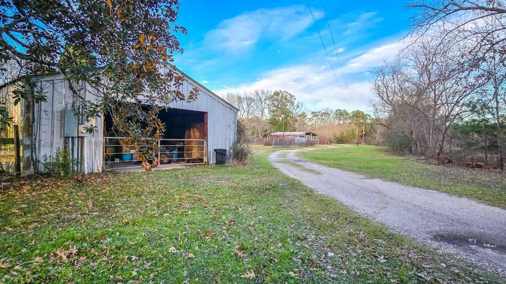 24995 Howser Drive New Caney, TX 77357