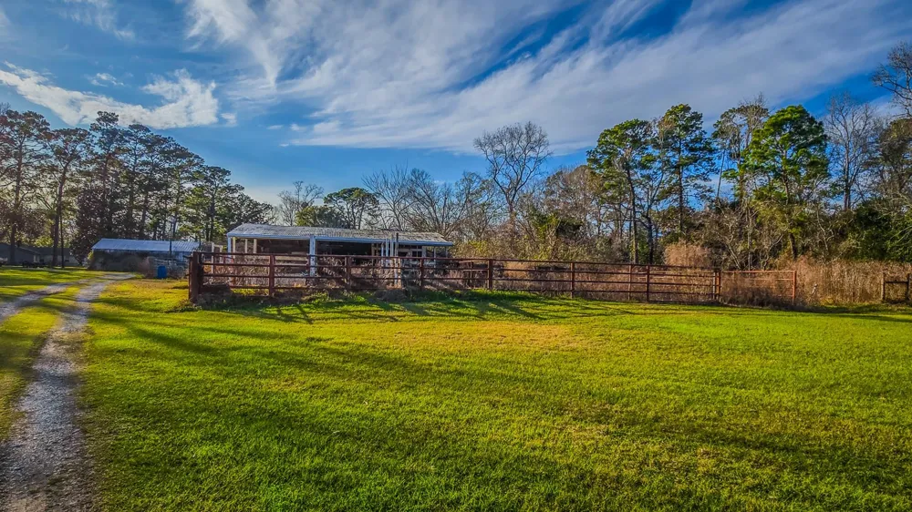 24995 Howser Drive New Caney, TX 77357