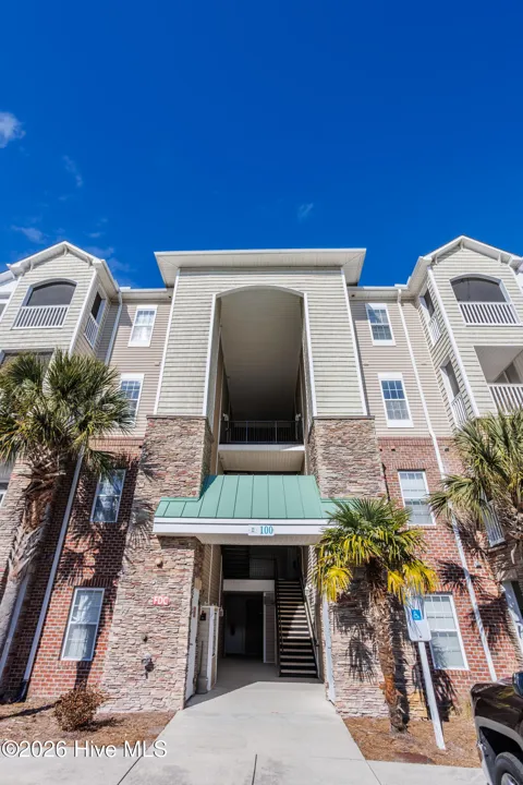 100 Gateway Condos Drive #126