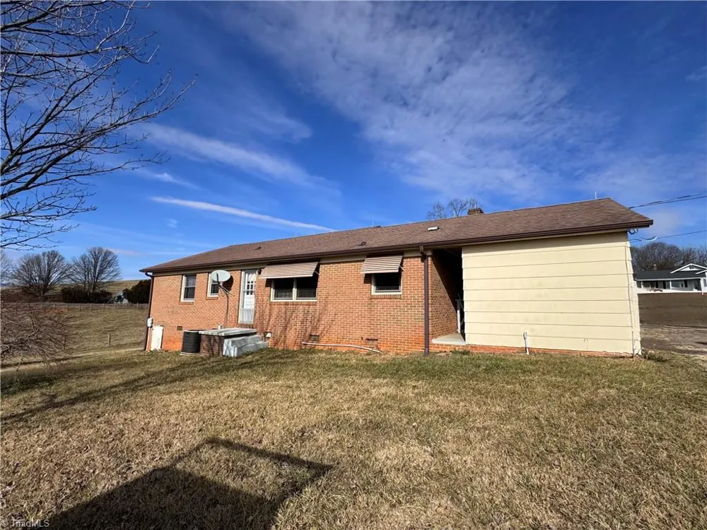 8621 Austin Traphill Road Traphill, NC 28685