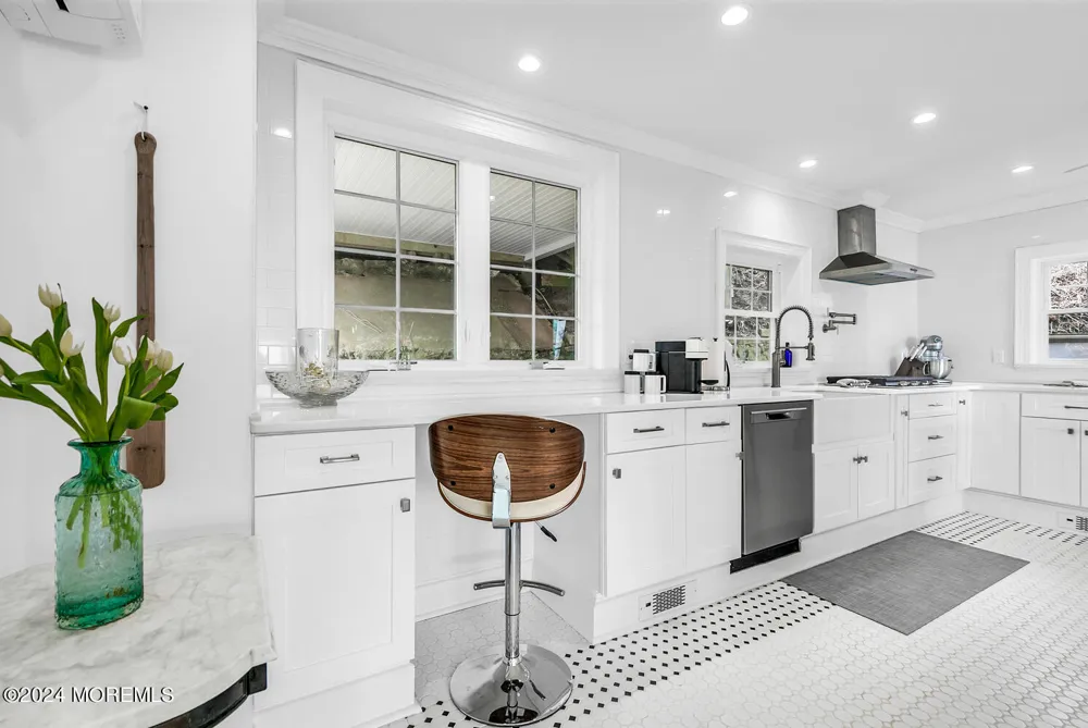157 Portland Road Highlands, NJ 07732