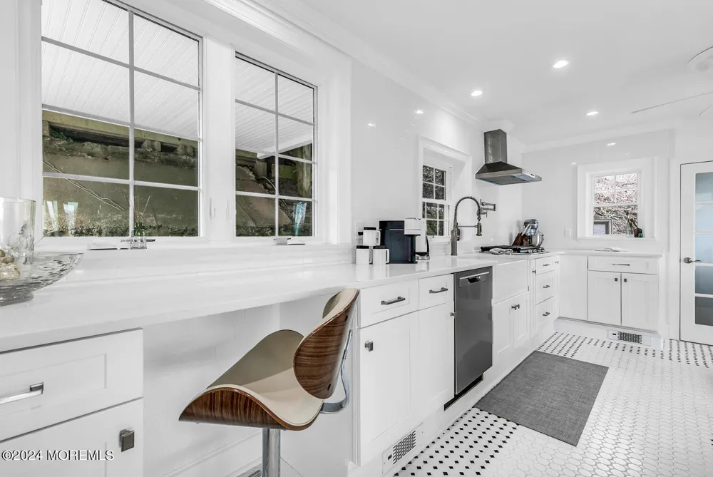 157 Portland Road Highlands, NJ 07732
