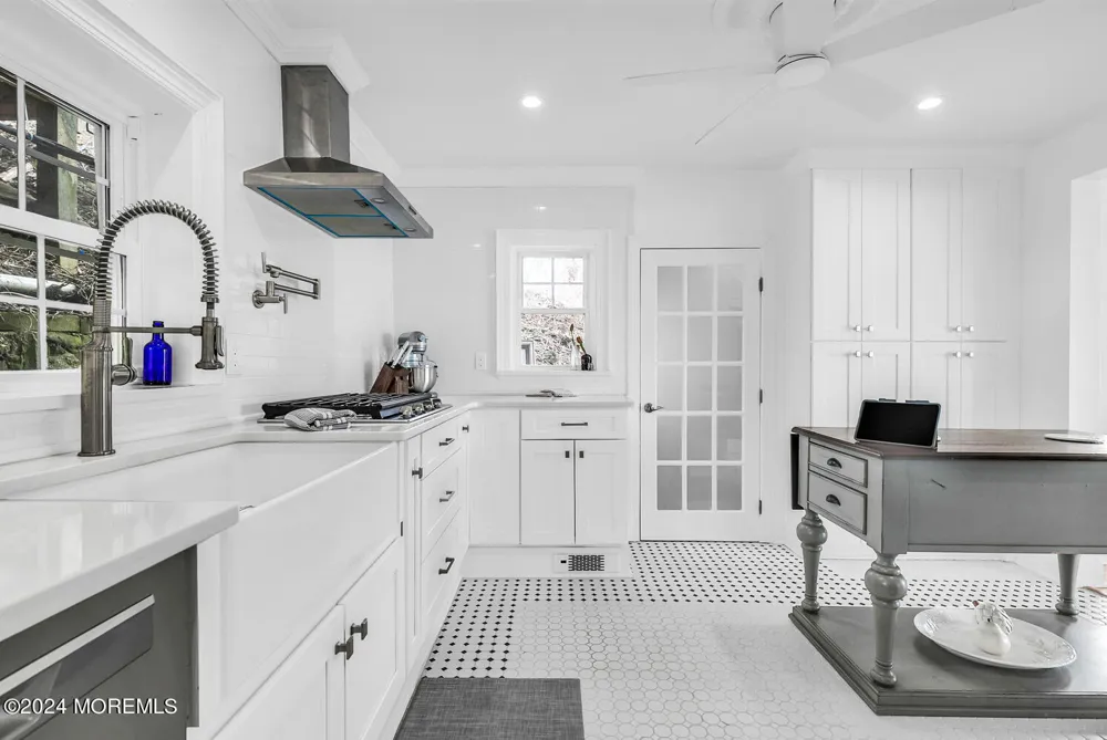 157 Portland Road Highlands, NJ 07732