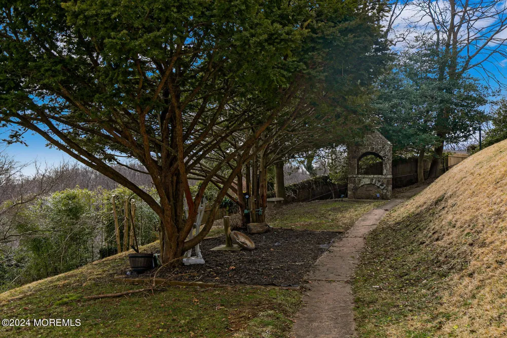 157 Portland Road Highlands, NJ 07732