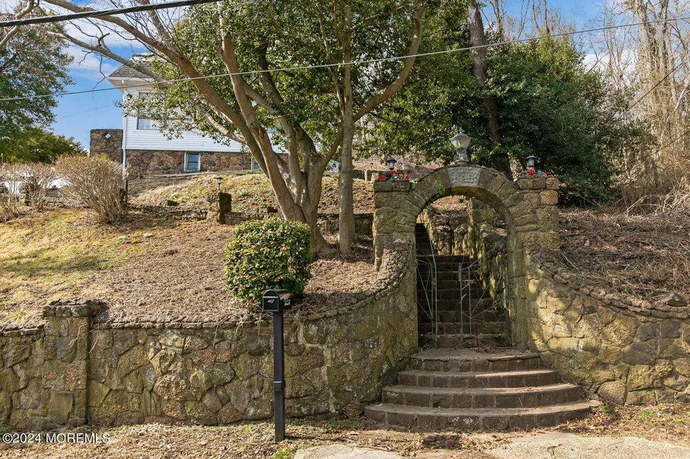 157 Portland Road Highlands, NJ 07732